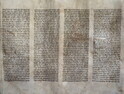 2010_1.jpg; 2010/001; Fragment einer Tora-Rolle; Tora-Fragment